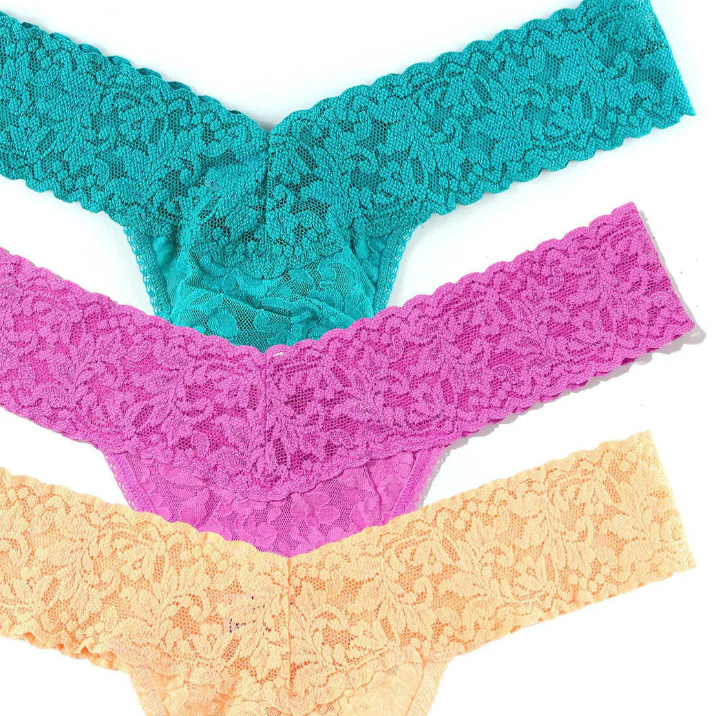 HANKY PANKY LIMITED EDITION SIGNATURE LACE LOW RISE THONG