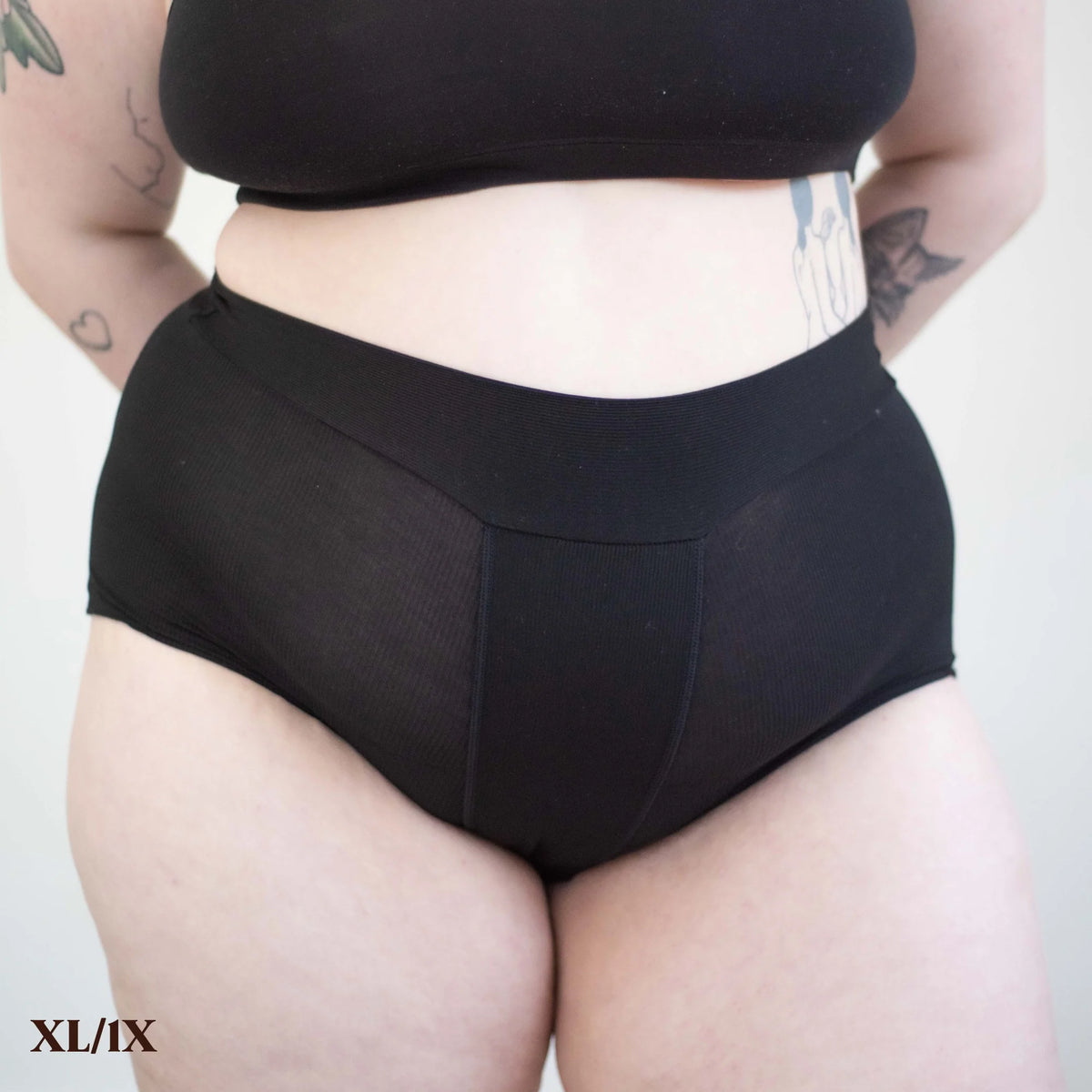 REVOL CARES ESSENTIAL LEAKPROOF SLEEP SHORTS
