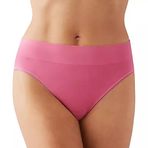 WACOAL FEELING FLEXIBLE HI-CUT BRIEF