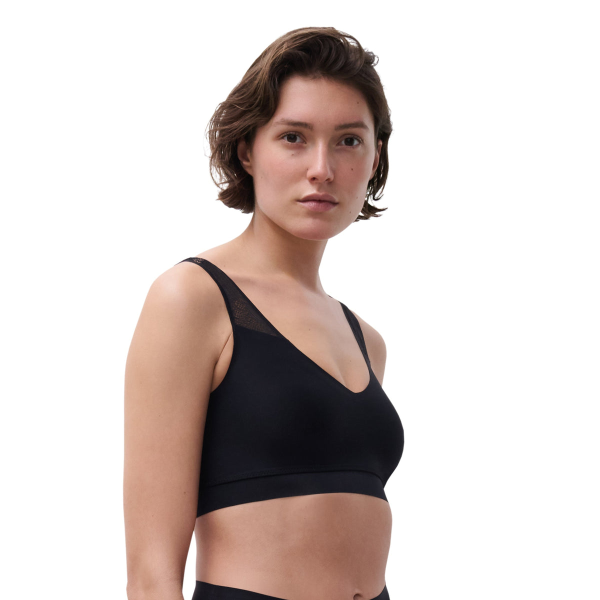 CHANTELLE SOFTSTRETCH LACE V-BACK PADDED BRALETTE