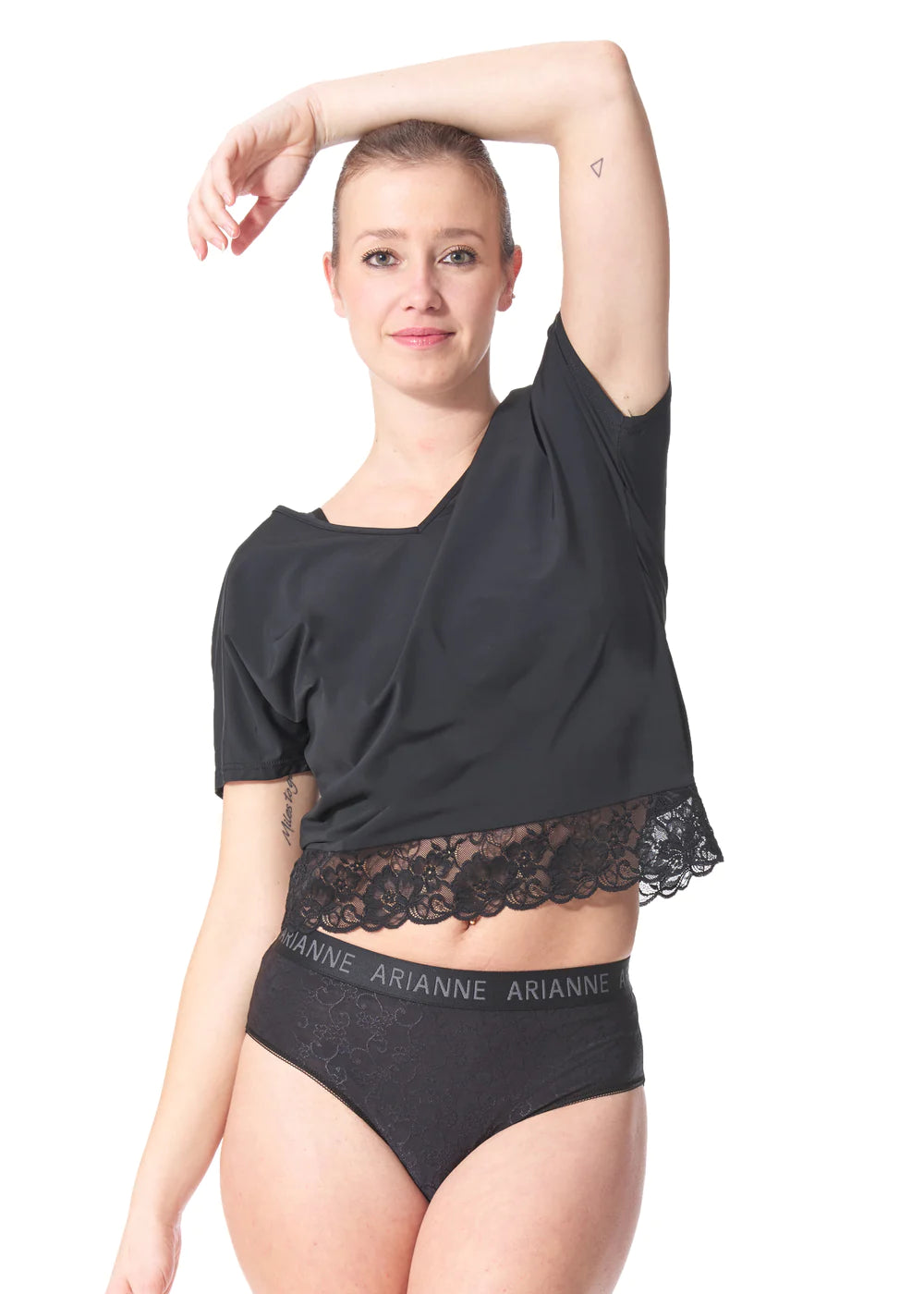 ARIANNE ELLE TOP WITH LACE DETAIL