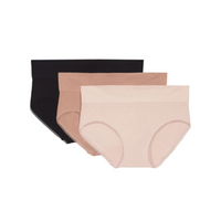 WACOAL FEELING FLEXIBLE BRIEF